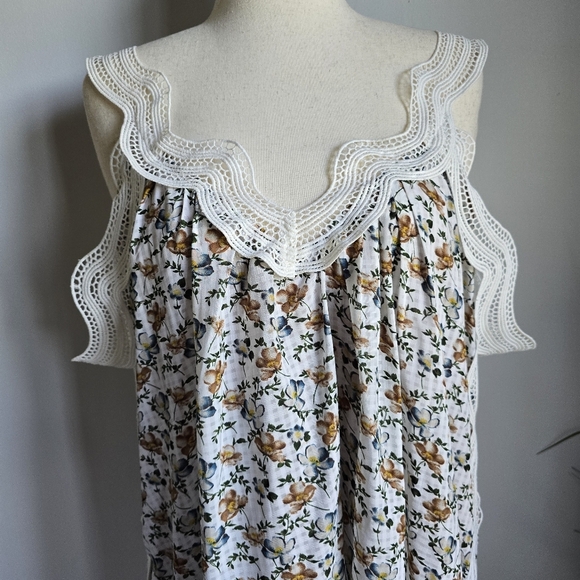 Revolve ELLIATT White Floral Print Elixir Lace Trim Oversized Dress Size Small - Picture 4 of 13